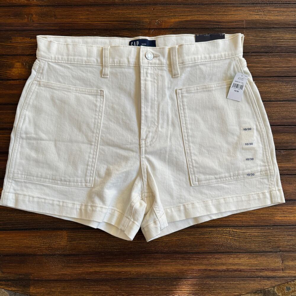Gap High Rise Stride Shorts Size 10 / 30 Off White Denim NEW NWT Flat Front - Picture 2 of 10
